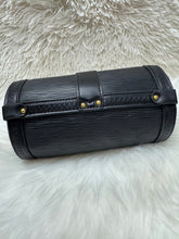 Load image into Gallery viewer, Louis Vuitton Black Side Bag