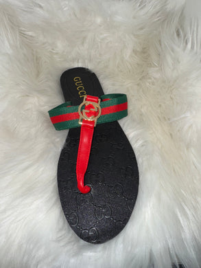 Woman Gucci slides