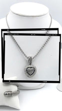 Load image into Gallery viewer, David Yurman Necklace and Earrings Set